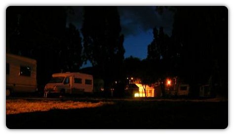 Wagenburgen auf dem Campingplatz von Lamalou